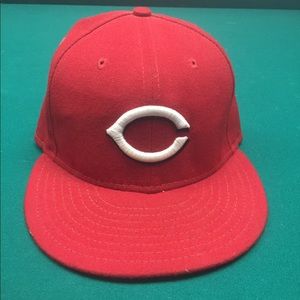Cincinnati reds hat size 7